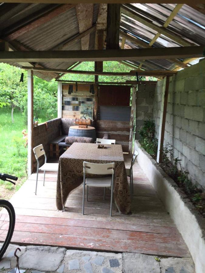 Mera Hostel Partskhanaqanevi Екстер'єр фото